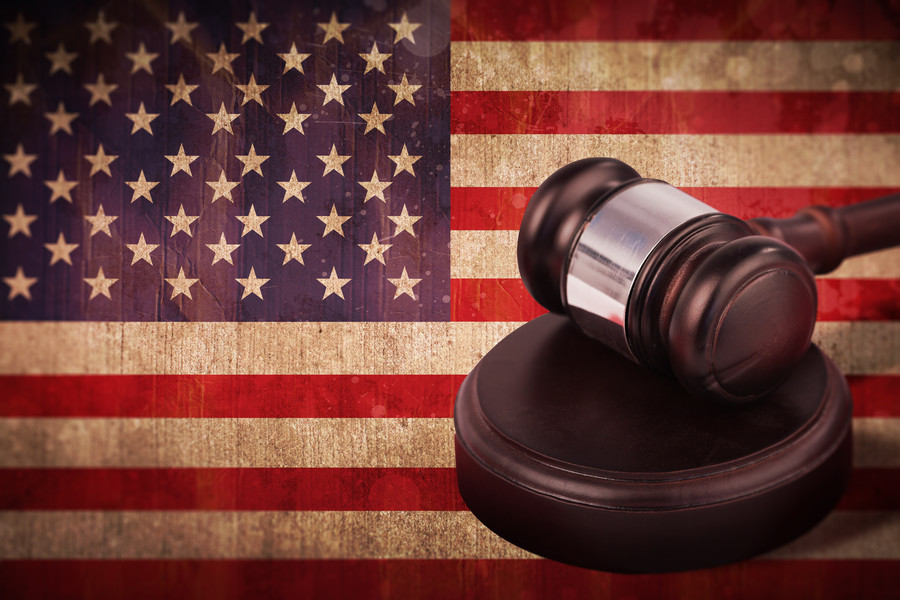 上海刑事律師：員工涉嫌經(jīng)濟犯罪的處理之道