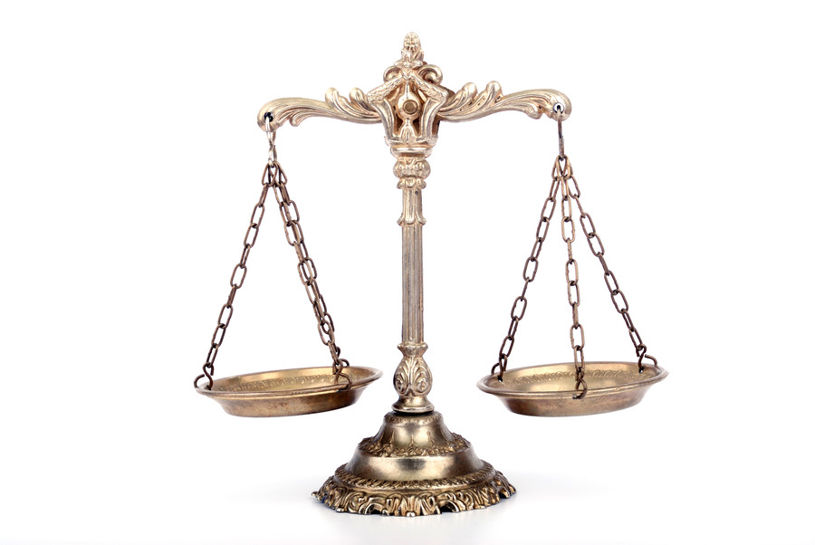 緊急避險(xiǎn)下的“聚眾大亂斗”：上海聚眾擾亂社會(huì)秩序罪律師帶你走進(jìn)法律的“避風(fēng)港”