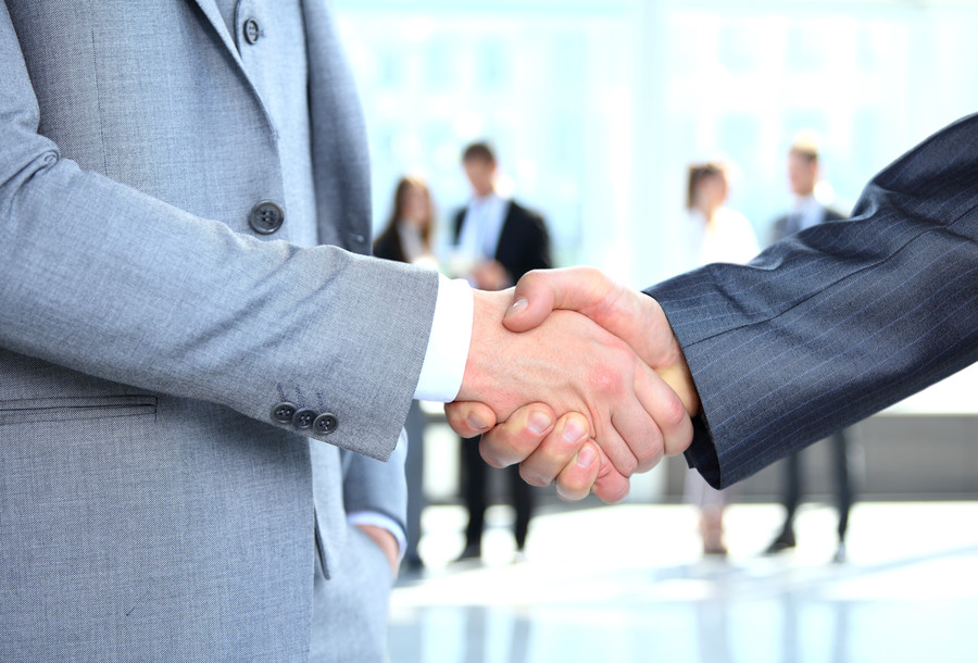 上海刑事案件律師解讀：非國(guó)家工作人員吃回扣10萬(wàn)的量刑分析