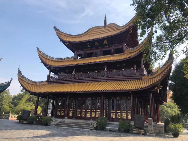 最新的職務(wù)侵占罪立案標(biāo)準(zhǔn)是怎么樣的？上海金山刑事律師為您介紹