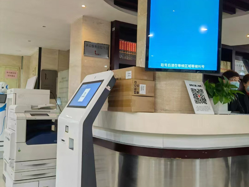 銷售瘦肉精飼養(yǎng)的肉豬致多人中毒如何定罪處罰？上海知名刑事律師帶您了解