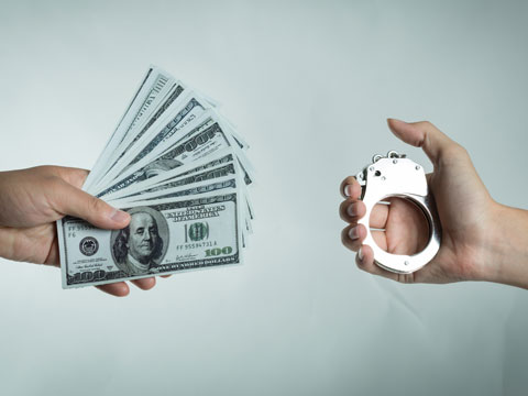 走私普通貨物、物品罪