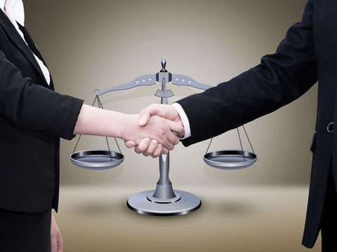 嘉定刑事律師咨詢 私分國有資產(chǎn)罪與貪污罪區(qū)別